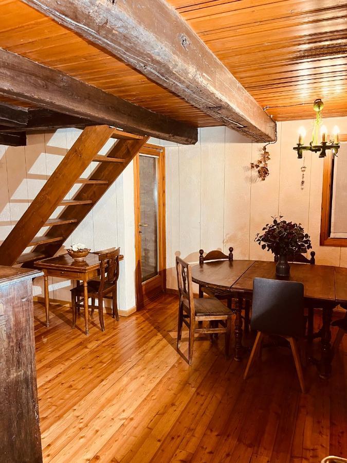Chalet Blanc Coeur Sapin Courmayeur Extérieur photo